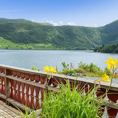 2 Bedroom Awesome In Selje
